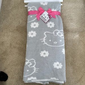 New Hello Kitty super soft throw